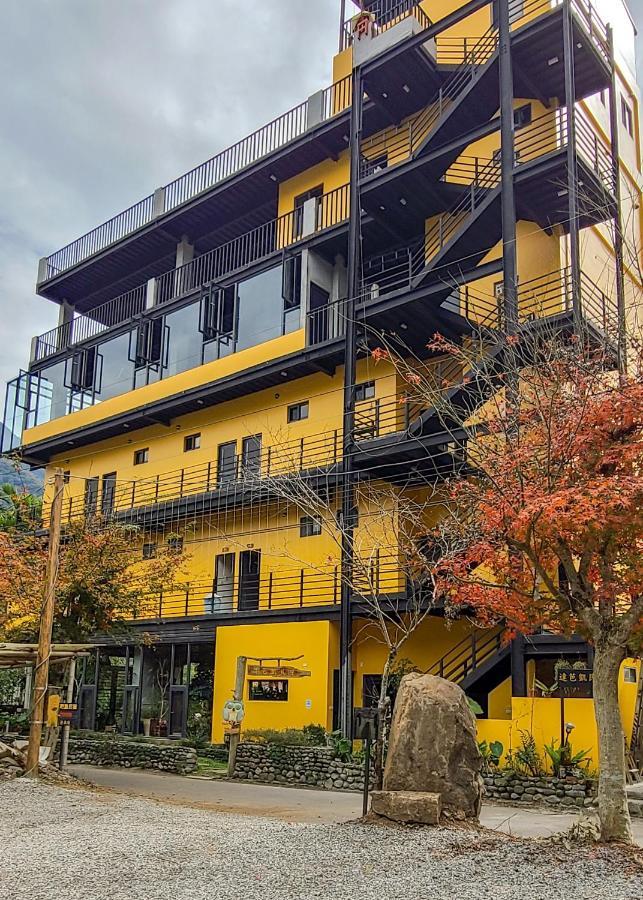 達芭凱民宿 Tabakai B&B Xinyi Exteriör bild